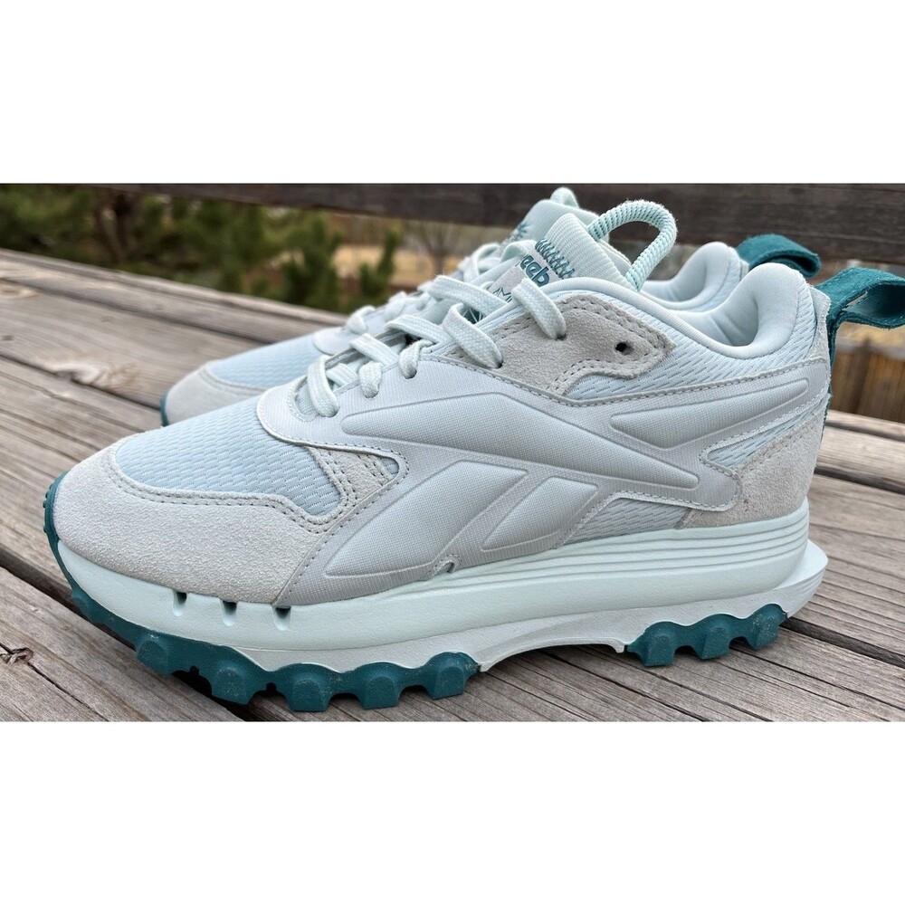 Reebok X Cardi B Classic Leather V2 Women's 6 Low Sneakers Whisper Blue - Picture 4 of 16